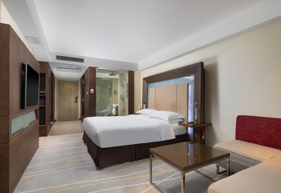 高级城景大床房