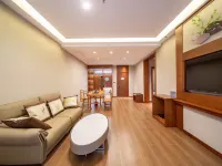 peninsula holiday inn Hoteles en Mohe