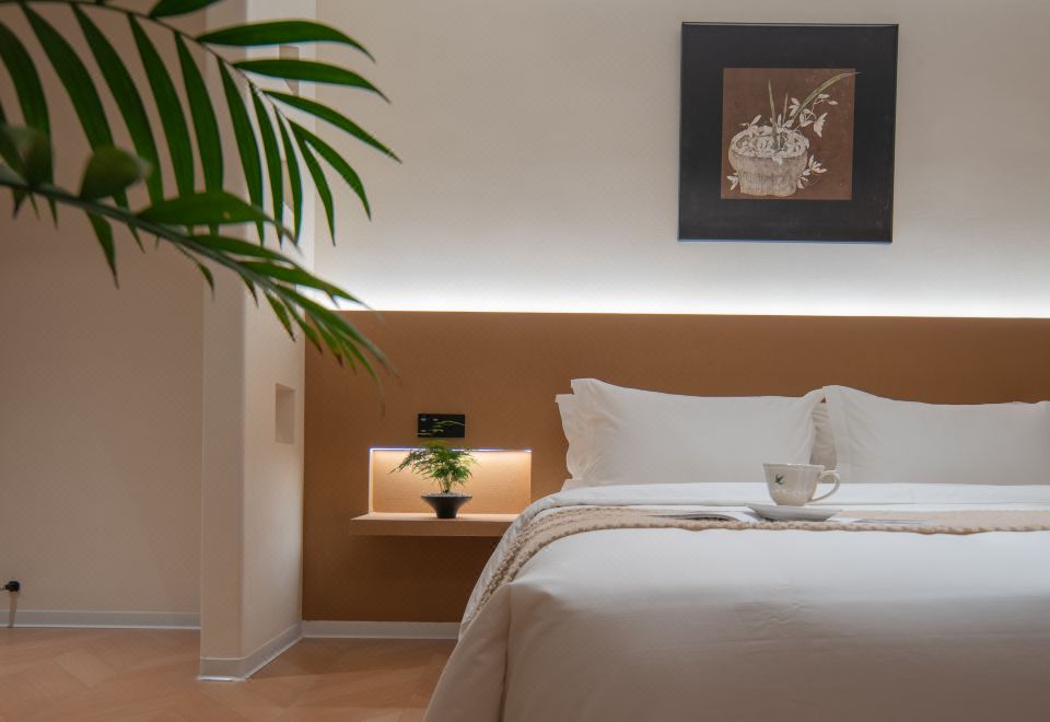 柠云丨逸致阳台大床房（中央空调+智能马桶+独立阳台）