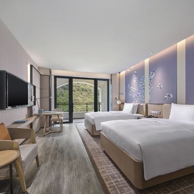 豪華園景雙床房 英德奧園希爾頓逸林度假酒店優惠