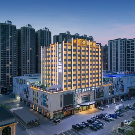 Luoding Star Hotel