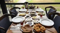 Garrya Romo Hotel