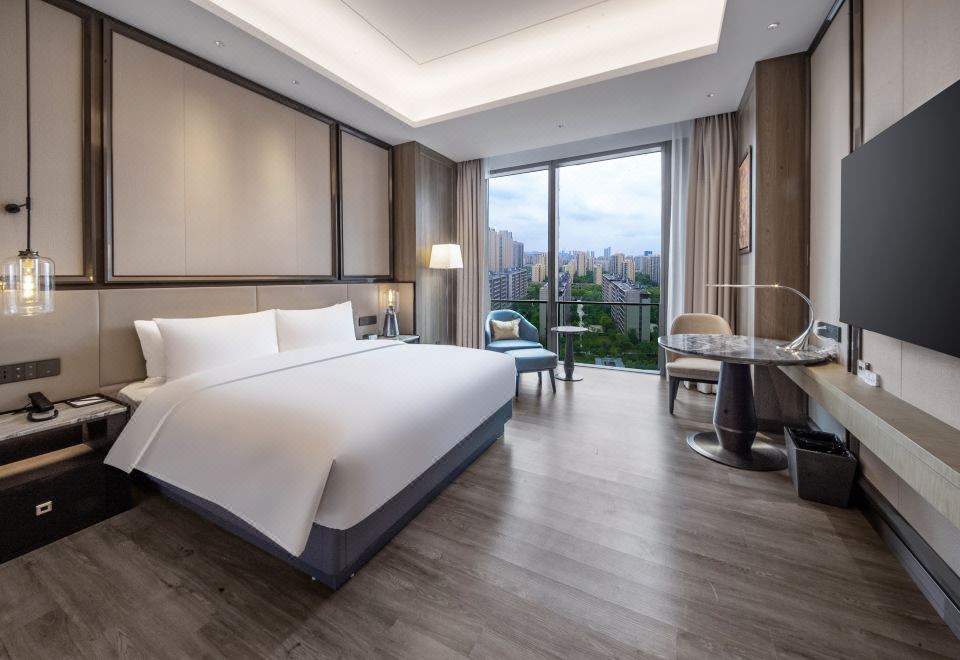 Crowne Plaza Hangzhou LinpingSuperior Queen Room