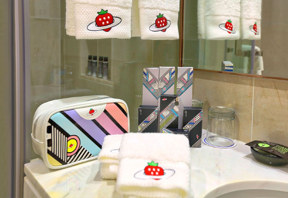 Beijing Xinqiao HotelStrawberry Music Star Quality Twin Room