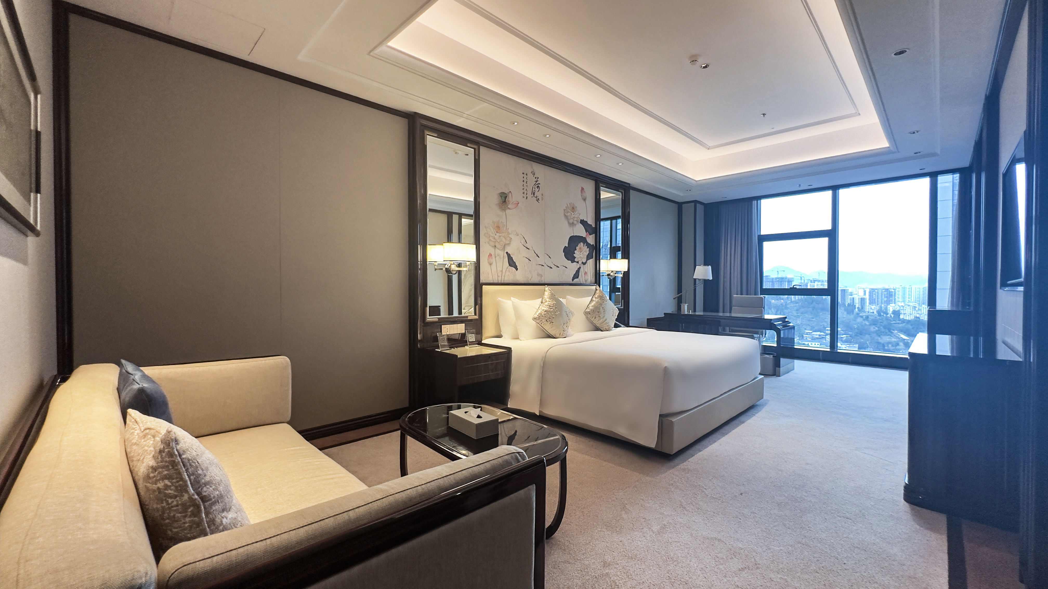 豪华浴缸大床房