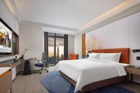 Hampton by Hilton Shenzhen Futian Huaqiangbei Отели в г. 