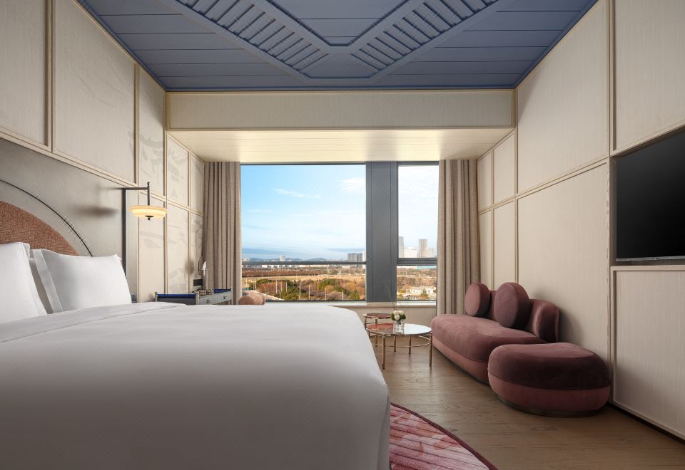 精品房 超大床 园景