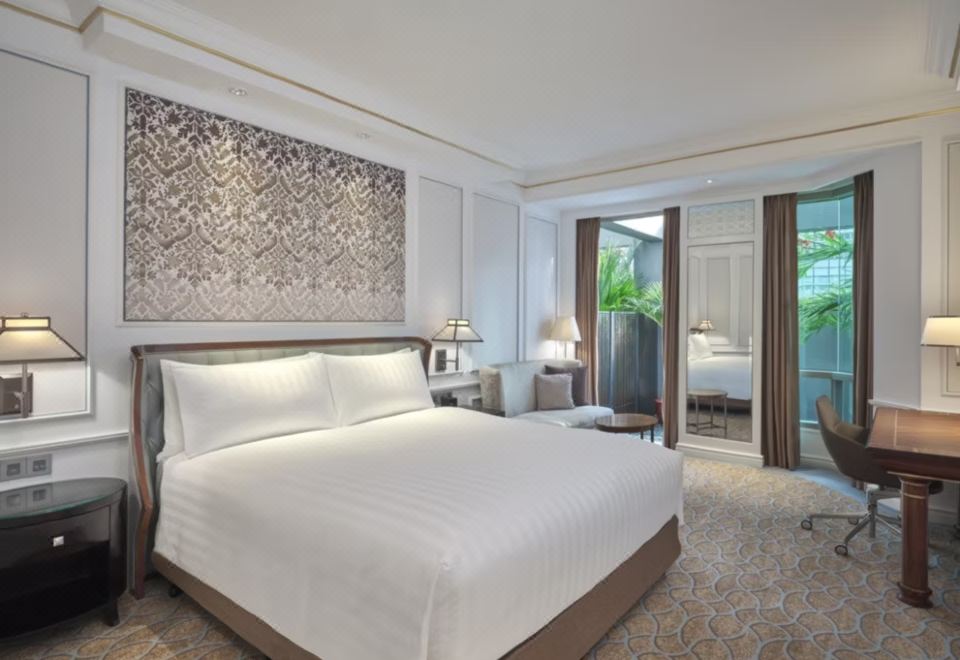 1張特大床高級戶外門廊