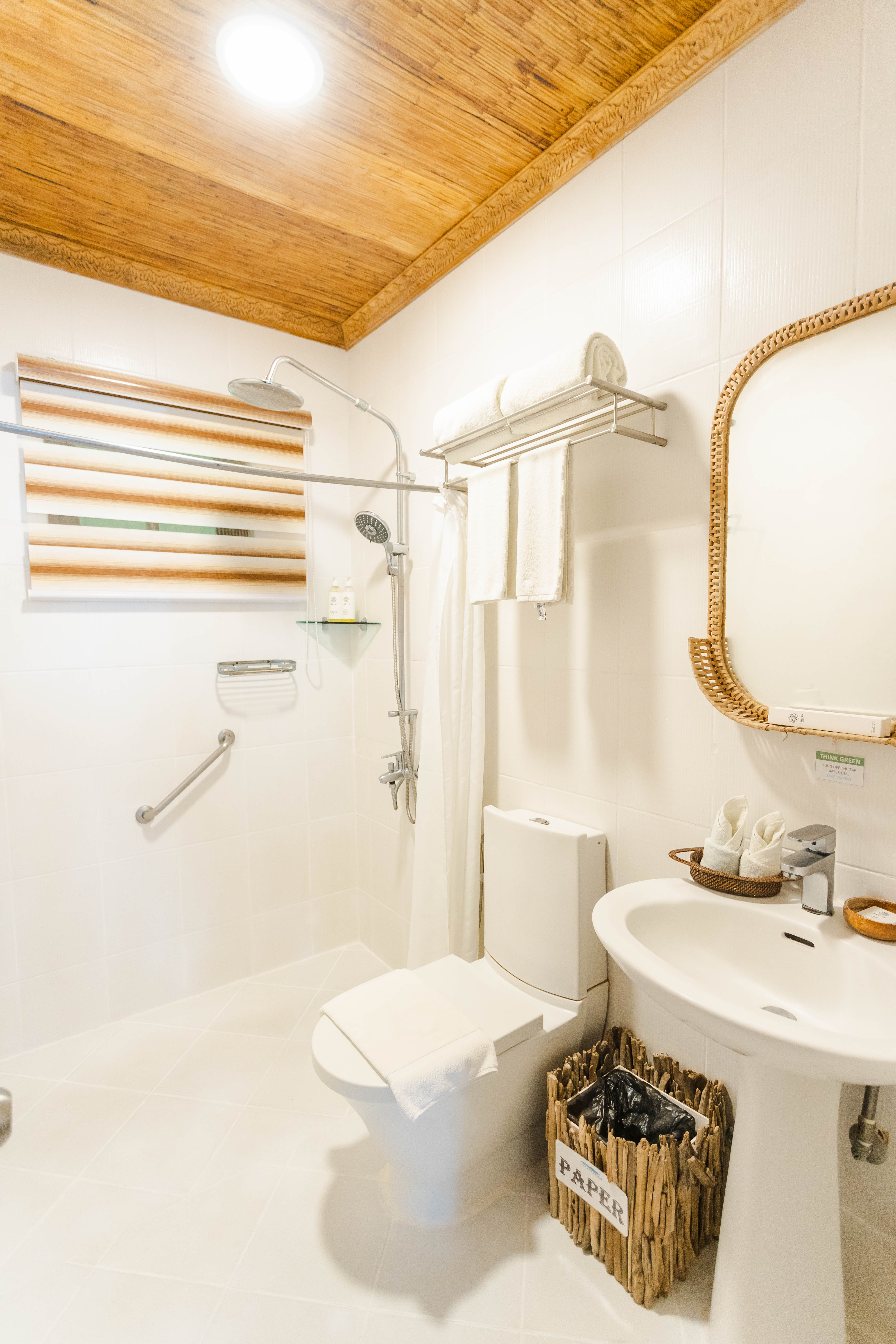 豪华房A（特大床）