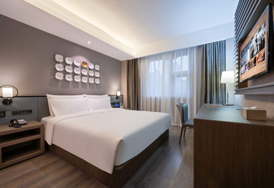 高级大床房（智能客控+金可儿床垫+迷你冰箱）