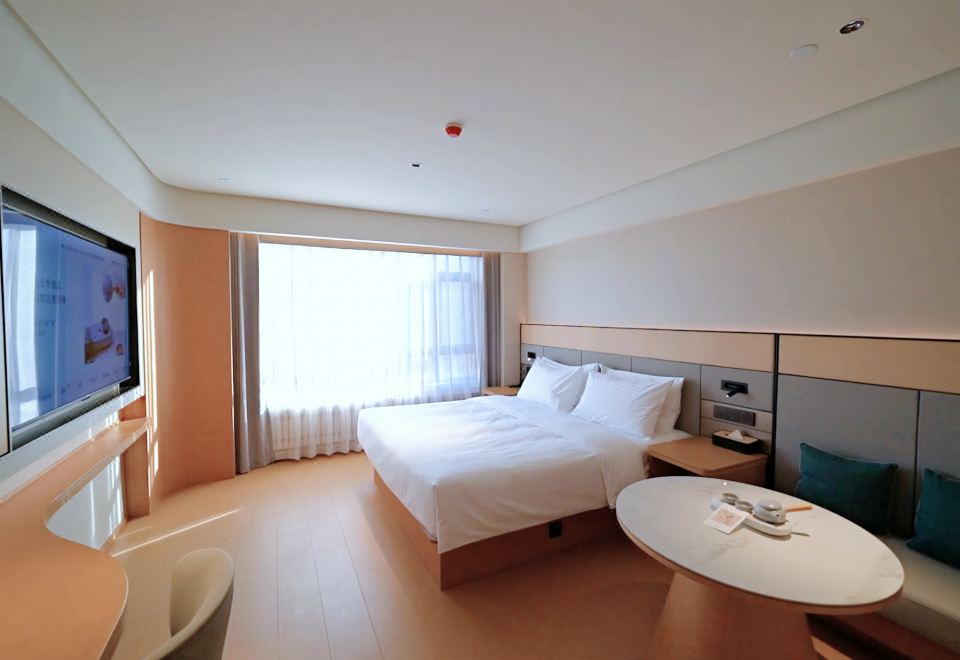 高级大床房（空调+加湿器）