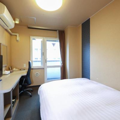 河邊住宅經濟雙人房（1 張雙人床）禁菸 東京淺草多美迎EXPRESS溫泉飯店（多美迎・御宿野乃 飯店集團）優惠