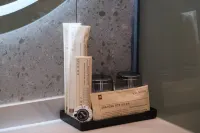 Huajian Minsha Hotel (Youhao Fashion Shopping Center)