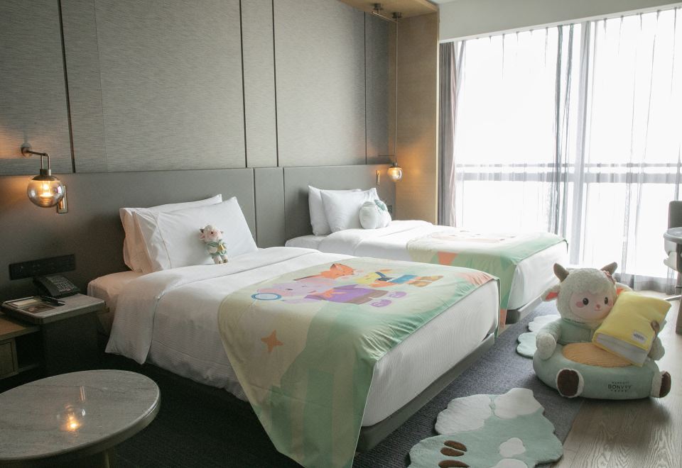 米娅的甜云密语主题双床房