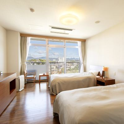 東館洋室ツイン（禁煙） クアハウス白浜 クーポン