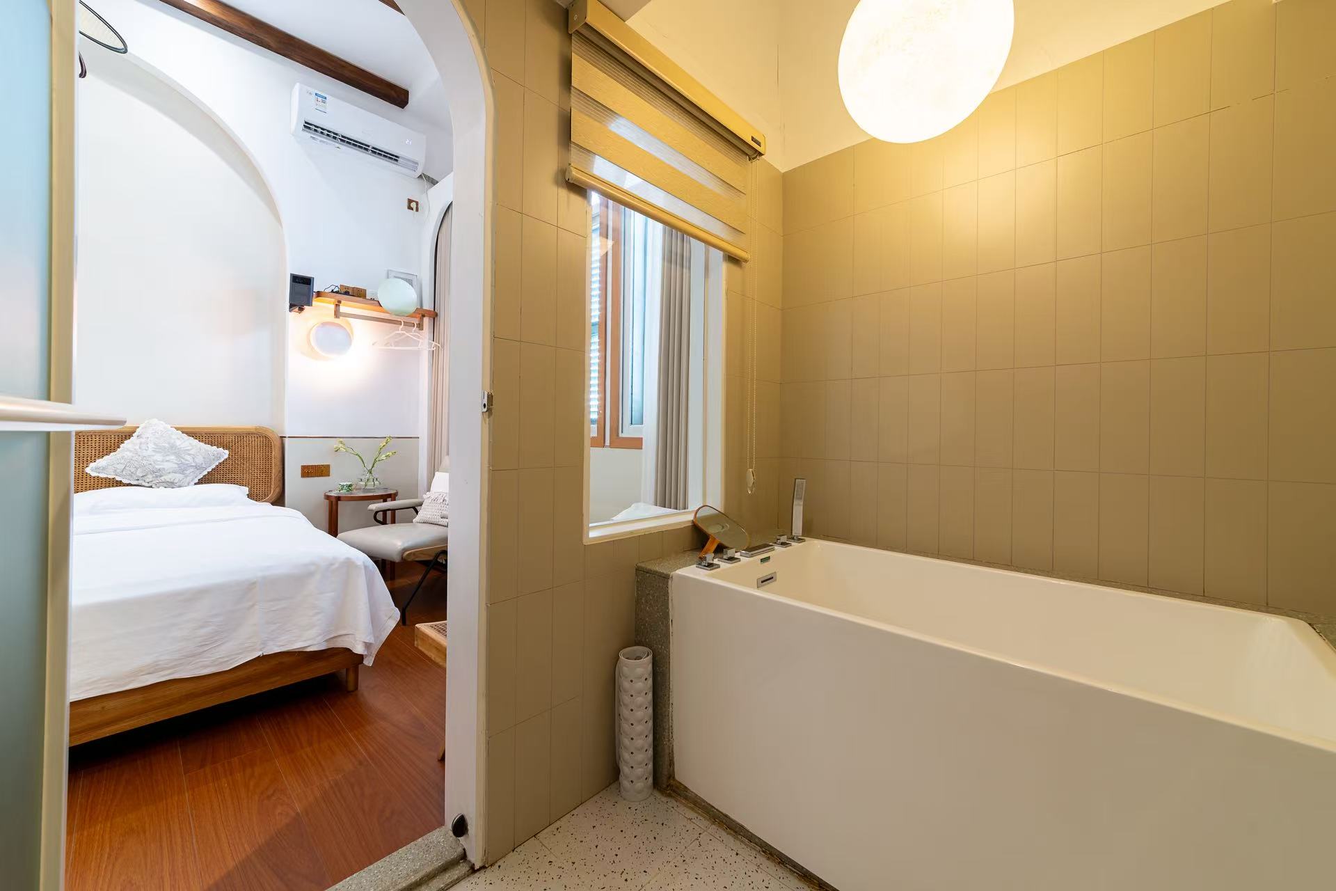 薰夕·迷你复式loft双床房（投影仪+浴缸+中山路骑楼景