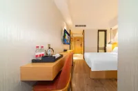 Baizhi Hotel