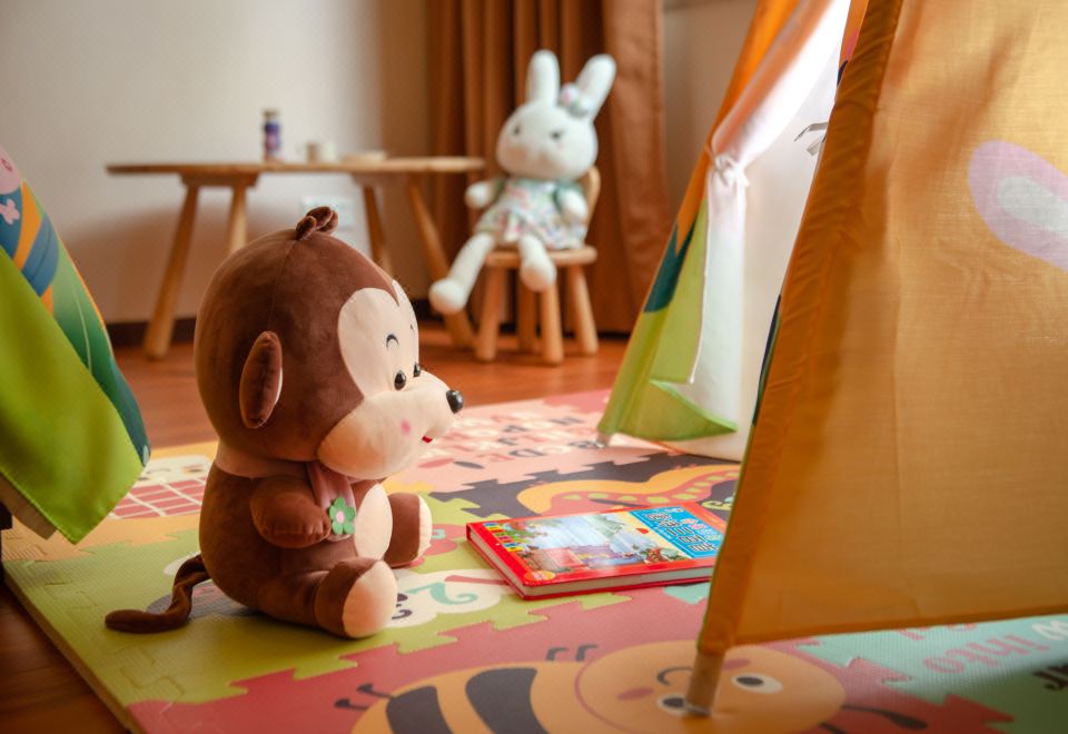 5号楼动物世界小童房