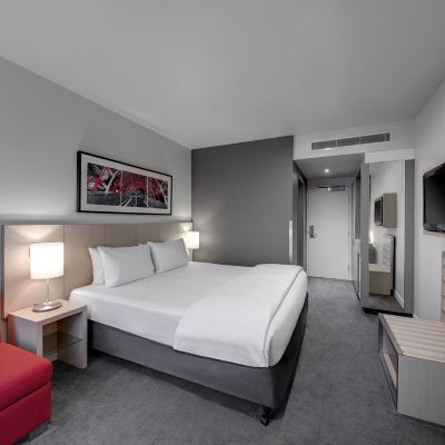 Guest Room Accessible Travelodge Hotel Melbourne Docklands Promo Code