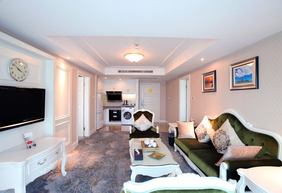 兩室一廳雙衞貴賓套房（全屋落地窗+洗衣機+開放式廚房）