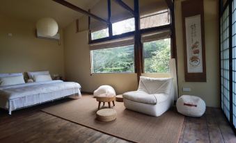 Dujiangyan wasted time homestay