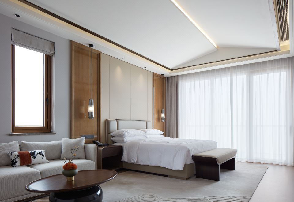 镜湖居-两层四卧七床