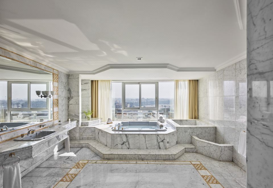 JW Marriott Hotel CairoRoyal Suite