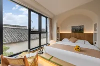 Yike Boutique Hotel