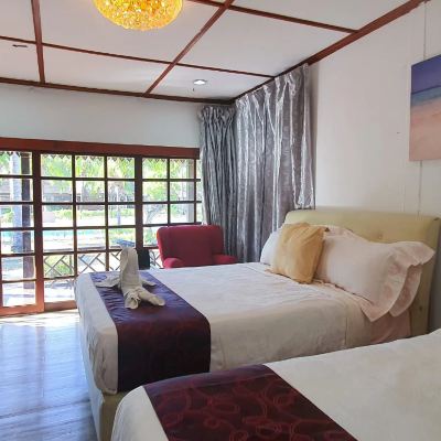 Vila Kolam renang Kupon Sari Pacifica Hotel, Resort & Spa Lang Tengah