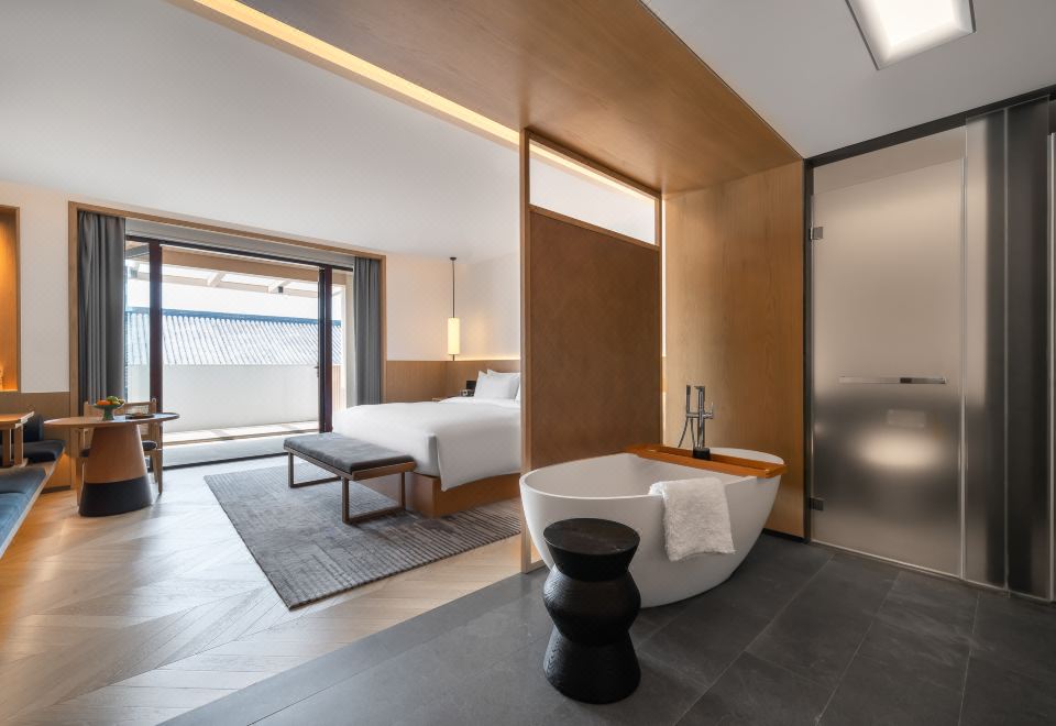 Pokkei Shaoxing HotelPuyi · Jiangnan King Bed Room