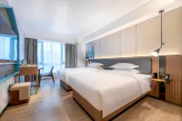 Echarm Hotel (Zhanjiang Xuwen Mulan Avenue Xinduhui Plaza)