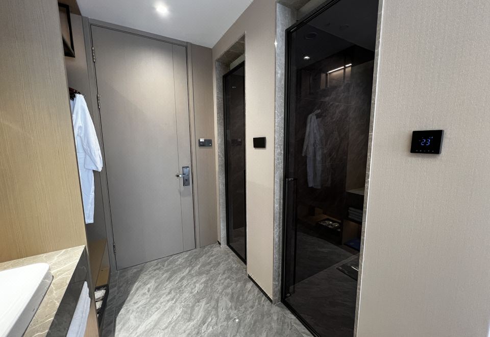 Songyuanshi HotelDeluxe Room - River-View (Double Bed) (Building 2)