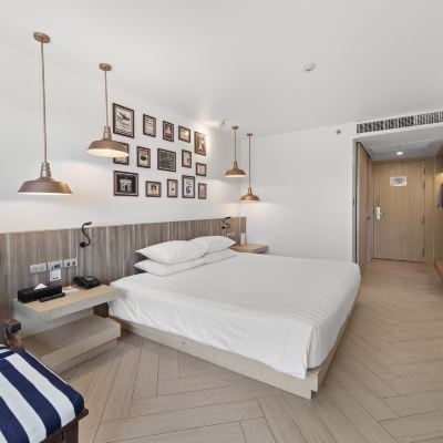 海景高級特大床 芭達雅金色鬱金香海灘度假飯店優惠