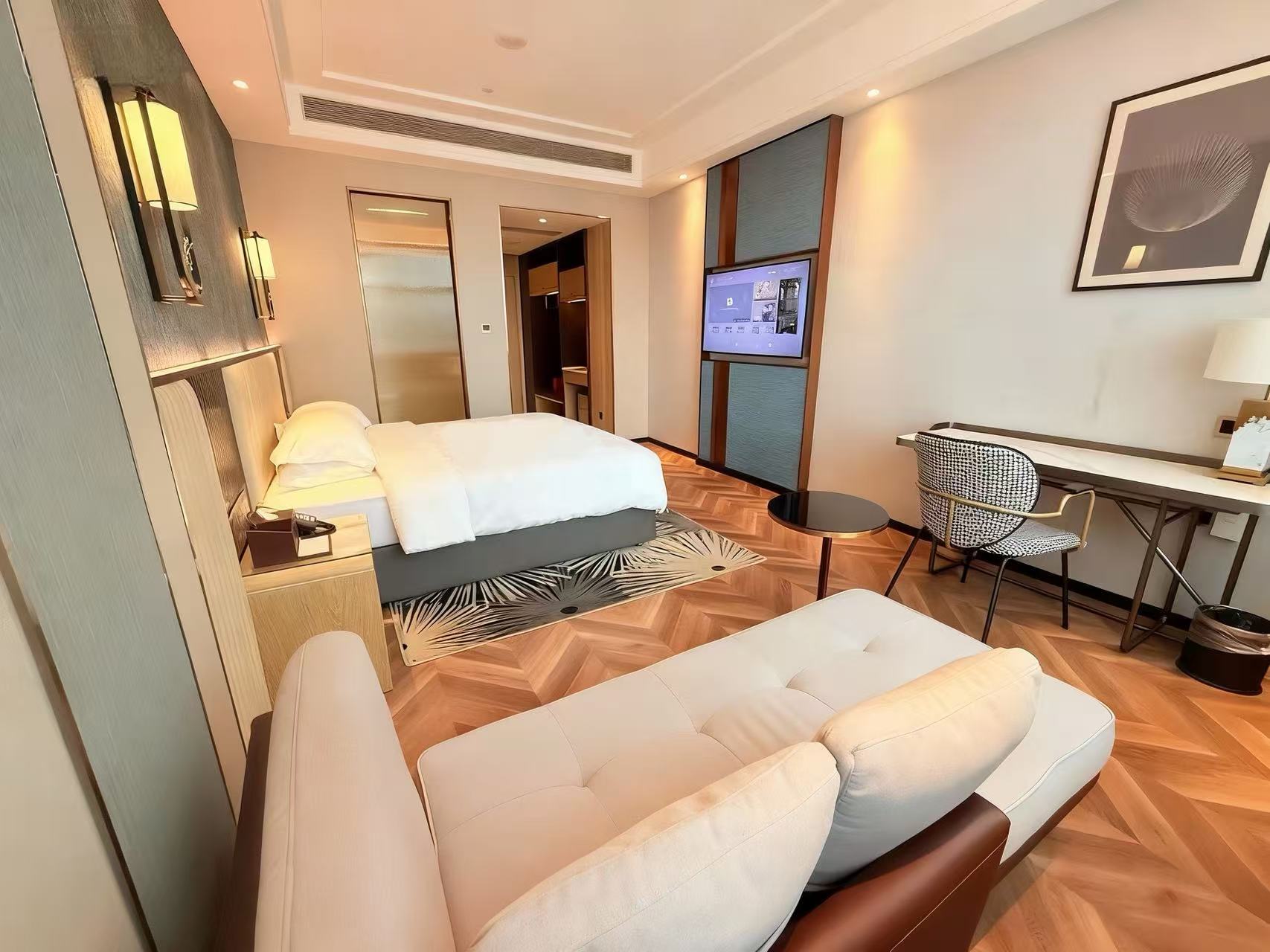 风雅商务山景房（智能马桶-冰箱-裸棉寝具-城市景观）