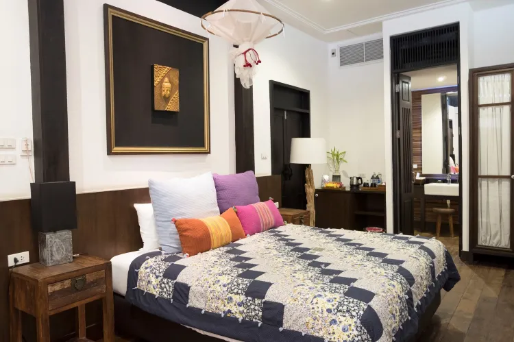 วิลลาแบบสองห้องนอน (No. 101&102)