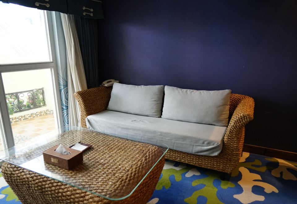 內景神秘百慕大復式親子房