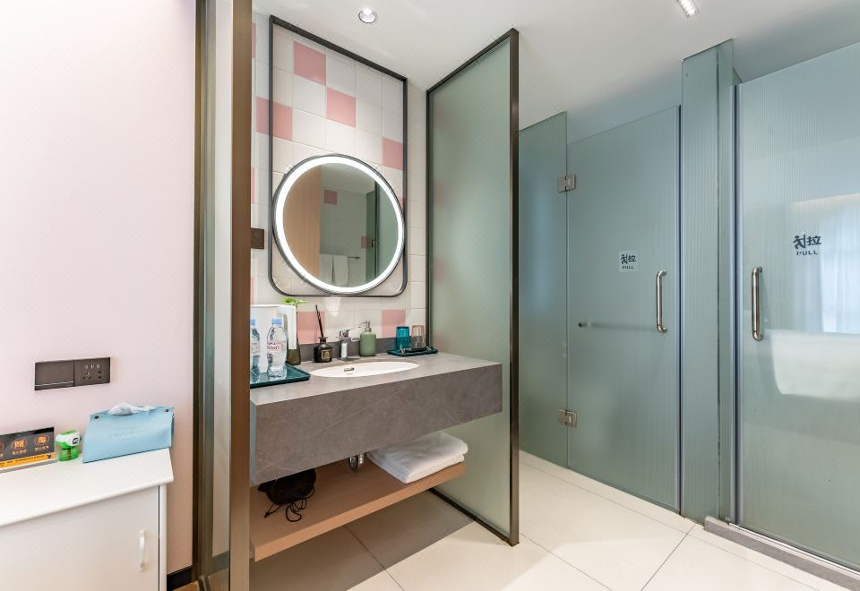 Holiday·聽潮假日雙床房