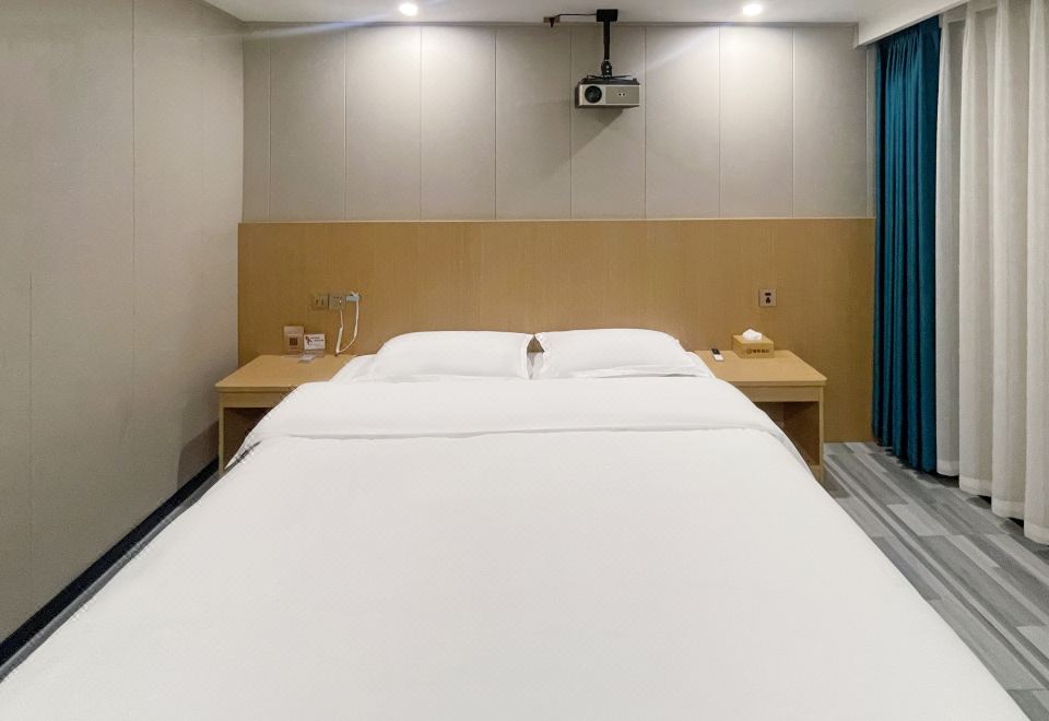 Jinting Hotel (Yanbian High-speed Railway Station Central Square)Guestroom (Double Bed)