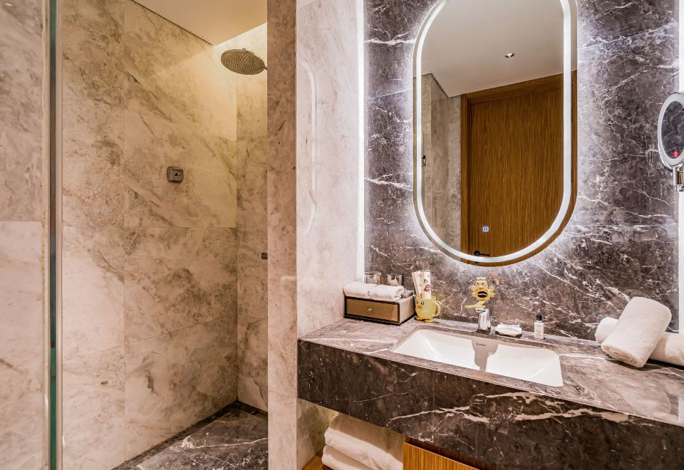 2号楼·亲子豪华私密汤屋家庭房