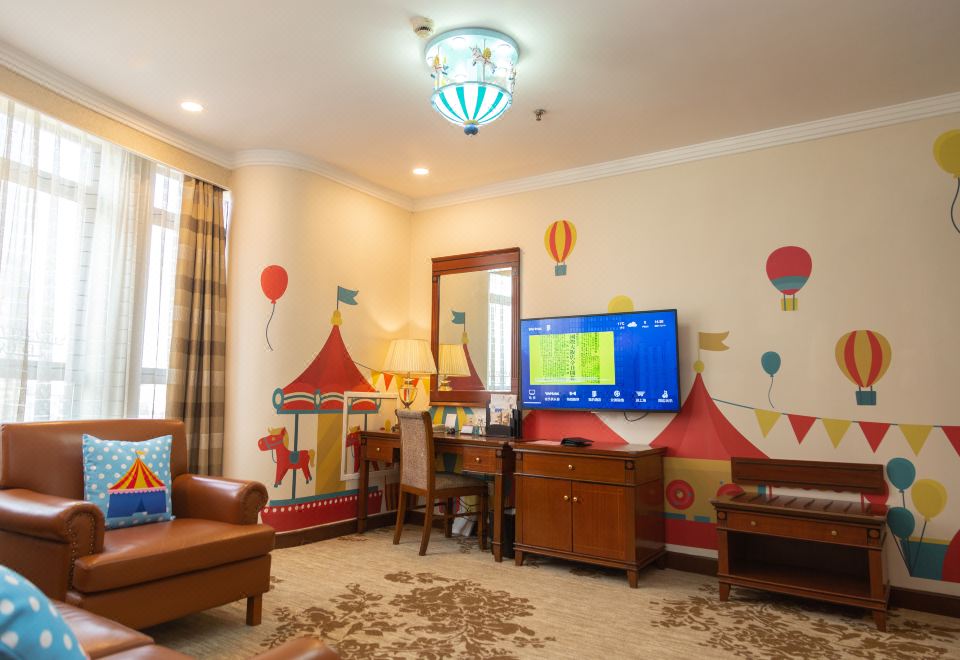 Jin Jiang Park Hotel ShanghaiDeluxe Theme Queen Room