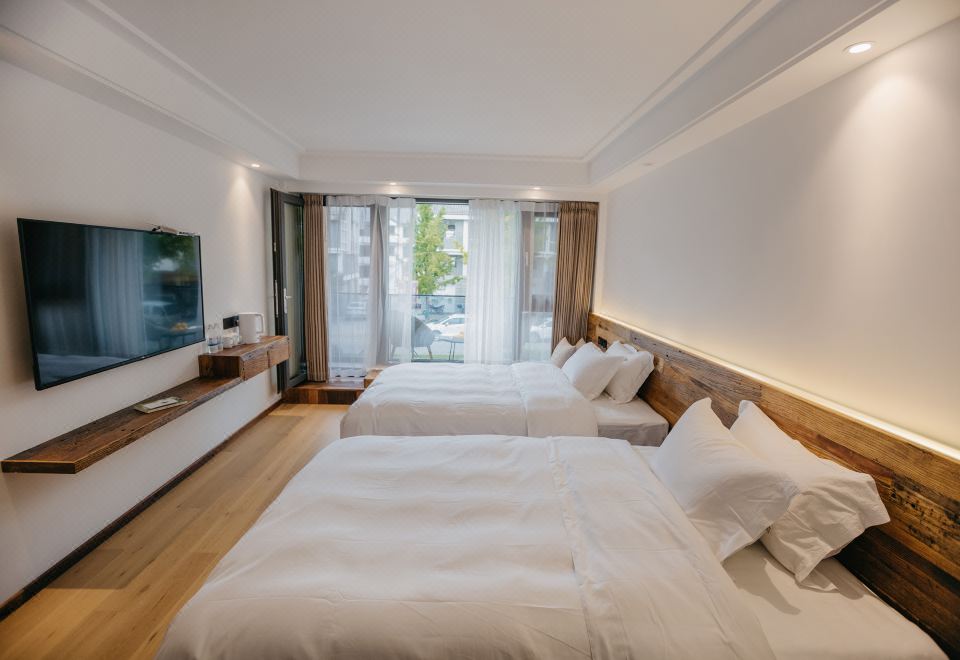 Guestroom - Garden-View (2 beds) (Window)