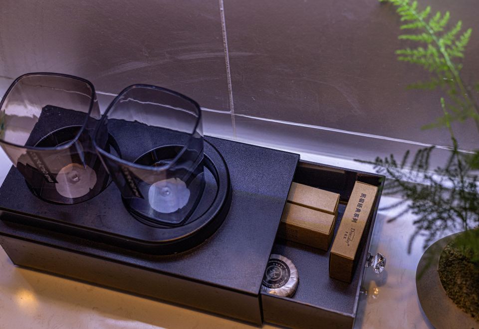 悠然浴缸家庭房套房（影视会员+乳胶床垫＋智能马桶）