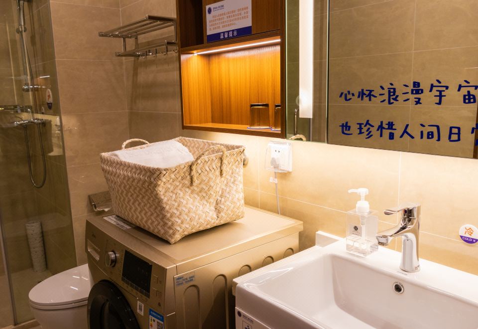 Fusheng Banri:First-Line Sea-View One-Bedroom 2-Bed Family Room