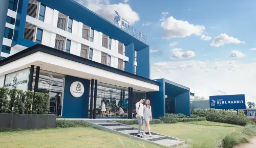 Blue Rabbit Hotel