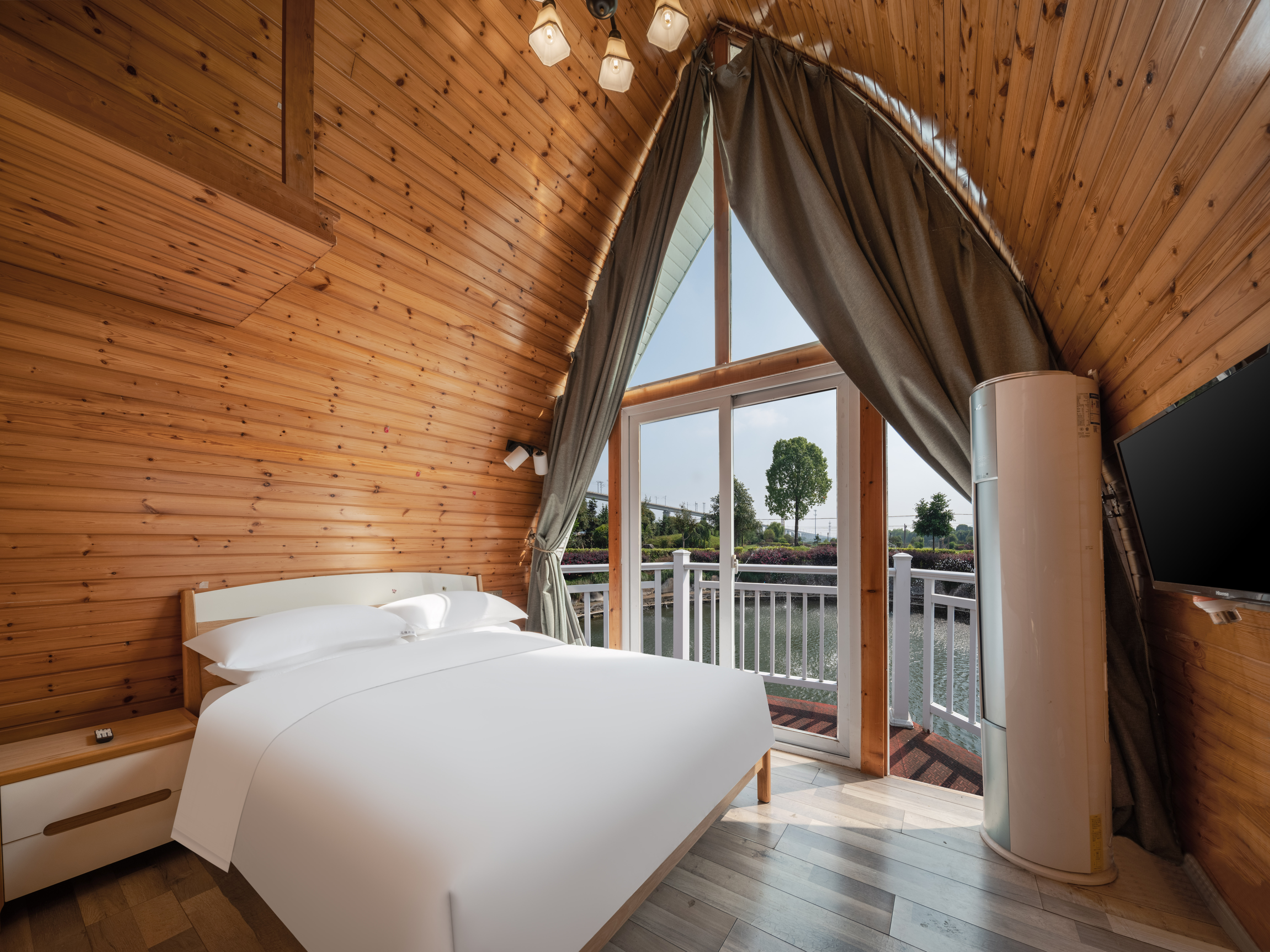 Guestroom (Double Bed)