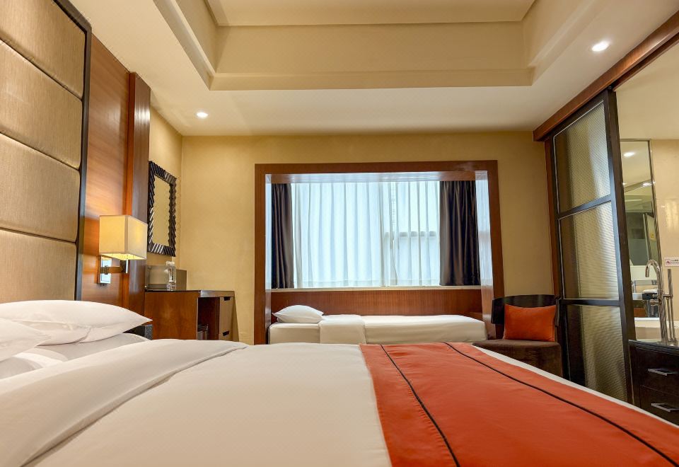 行政榻榻米家庭双床房