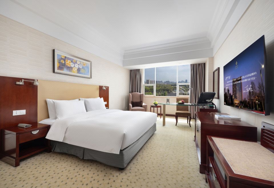 Jinling Yuntai HotelExecutive Queen Room
