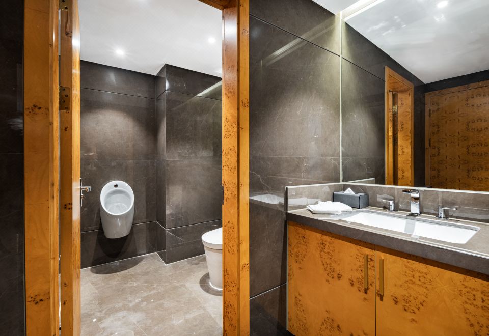 Xizhou Garden HotelBusiness Three-suite