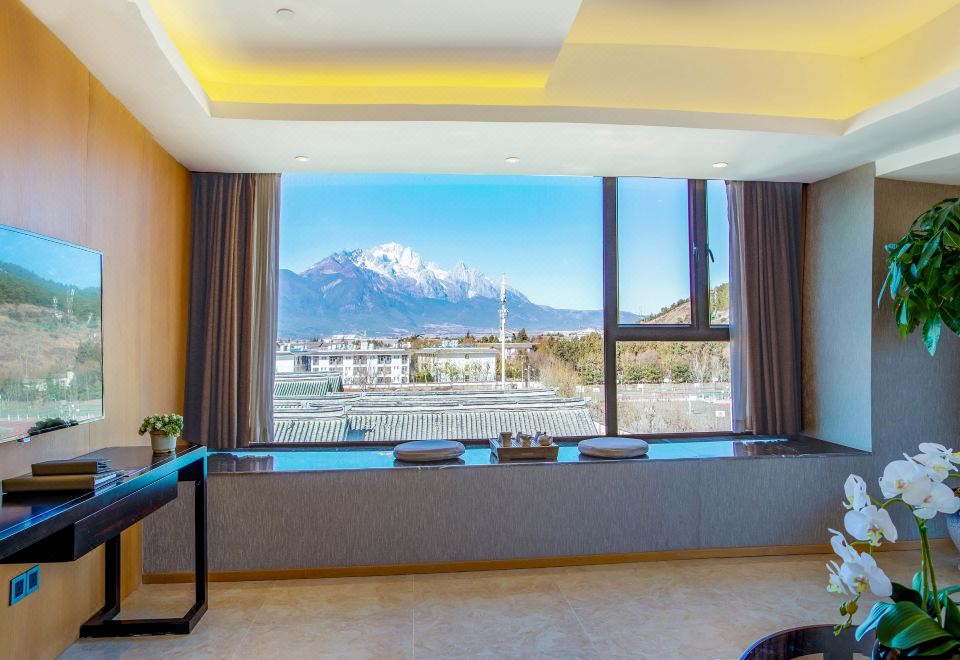 雪山觀景大床雙卧套房（玉龍雪山景+機麻）