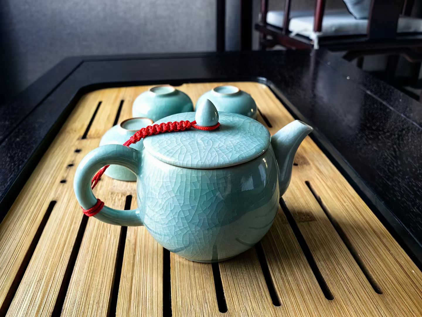 典雅行政大床房（现代简约沙发+茶几）